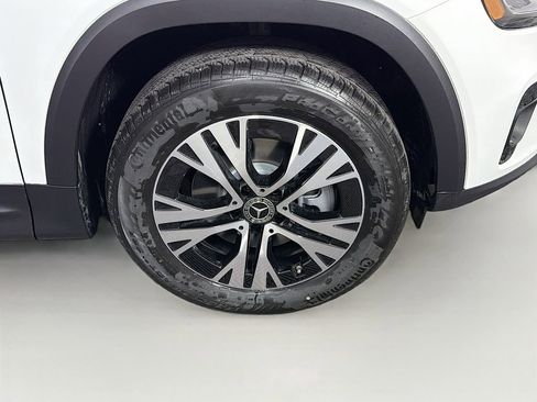 New 2026 Mercedes-Benz GLB 250 4MATIC image 33