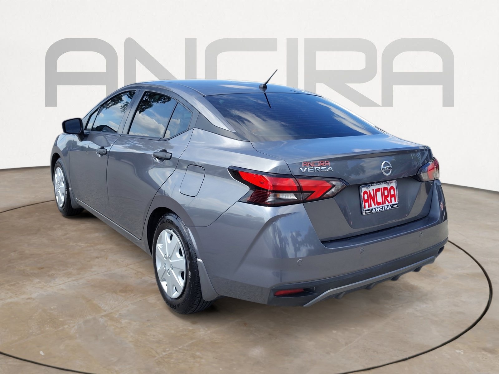 Used 2021 Nissan Versa S FWD image 8