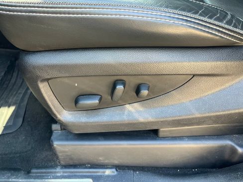 Used 2018 GMC Yukon Denali w/ Open Road Package AWD/4WD image 25