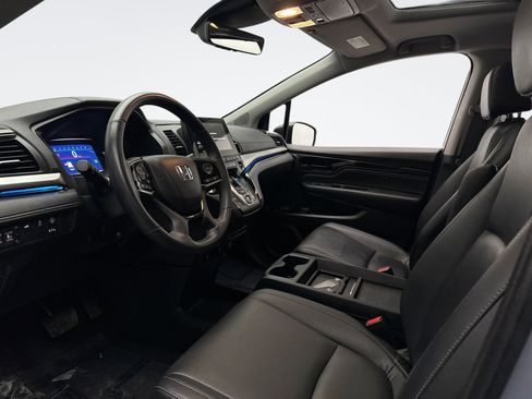 Used 2023 Honda Odyssey Touring image 10