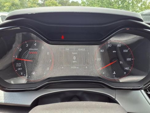 Used 2025 Chevrolet Trax RS w/ Driver Confidence Package FWD image 12