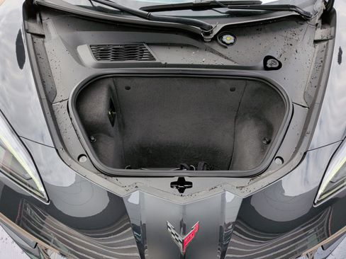 Used 2023 Chevrolet Corvette Stingray Premium Cpe w/ Z51 Performance Package image 35