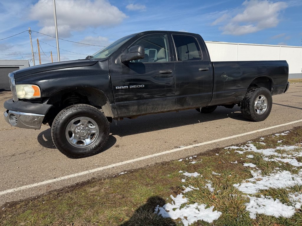 Used 2003 Dodge Ram 2500 Truck ST AWD/4WD image 3