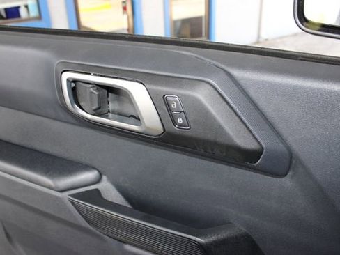 Used 2025 Ford Bronco Big Bend image 23