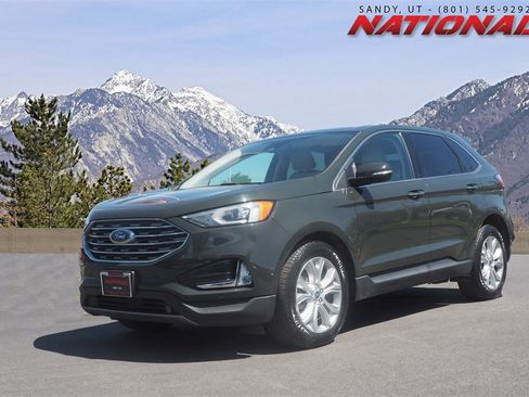 Used 2022 Ford Edge Titanium image 1