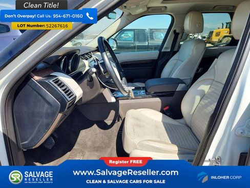Used 2017 Land Rover Discovery HSE AWD/4WD image 9