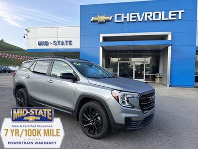Used 2024 GMC Terrain SLE w/ Driver Convenience Package