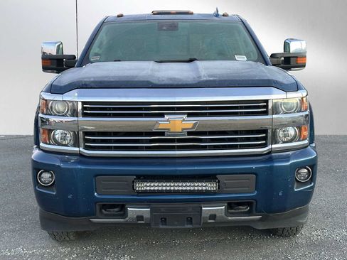 Used 2015 Chevrolet Silverado 3500 High Country w/ Duramax Plus Package image 8