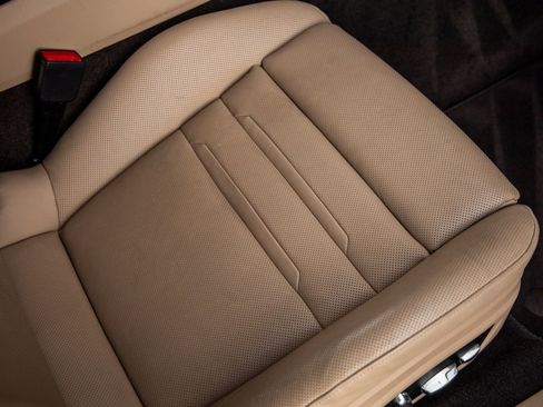 Certified 2018 Porsche Panamera Turbo image 46