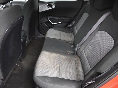 Used 2020 Kia Soul LX image 19