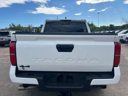 Used 2024 Toyota Tacoma TRD Sport w/ TRD Sport Upgrade Package AWD/4WD image 5