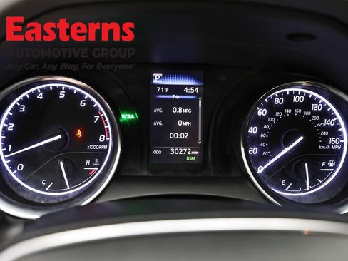 Used 2019 Toyota Camry LE w/ Convenience Package FWD image 18