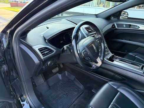 Used 2018 Lincoln MKZ Premiere FWD image 12
