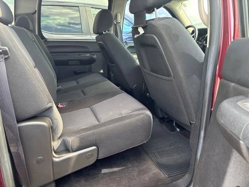 Used 2013 Chevrolet Silverado 2500 LT w/ Interior Plus Package AWD/4WD image 13