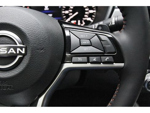 New 2026 Nissan Altima 2.5 SR FWD image 18