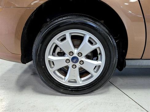 Used 2014 Ford Transit Connect Titanium image 13