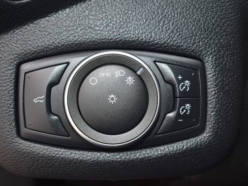 Used 2019 Ford Escape S image 17