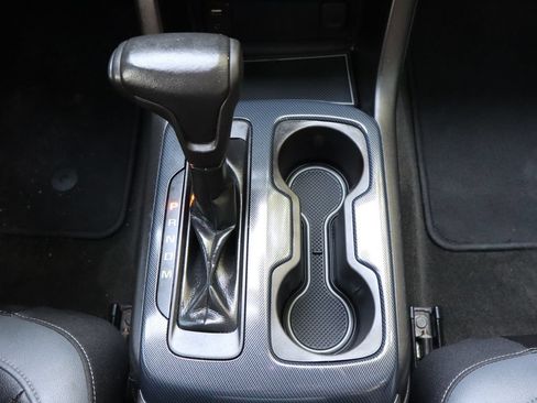 Used 2016 Chevrolet Colorado Z71 AWD/4WD image 36