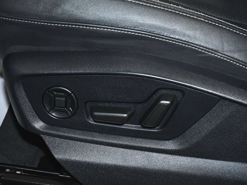 Used 2023 Audi Q8 Premium Plus w/ Premium Plus Package AWD/4WD image 54