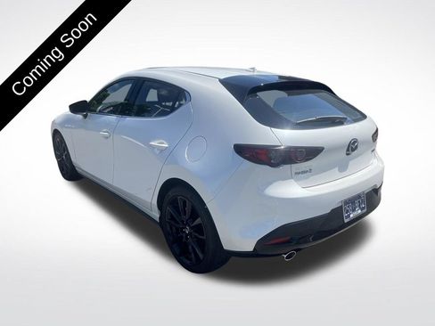 Used 2020 MAZDA MAZDA3 Hatchback w/ Premium Package FWD image 7