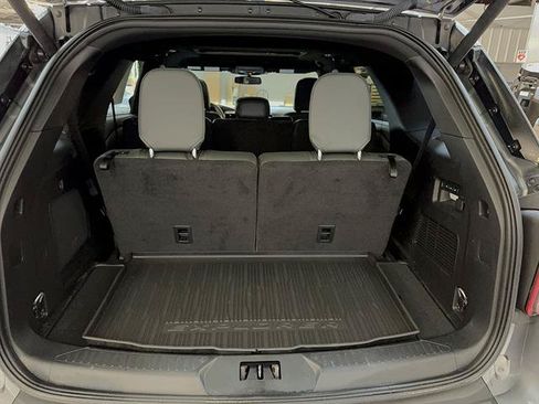 Used 2023 Ford Explorer Timberline w/ Timberline Technology Package AWD/4WD image 9