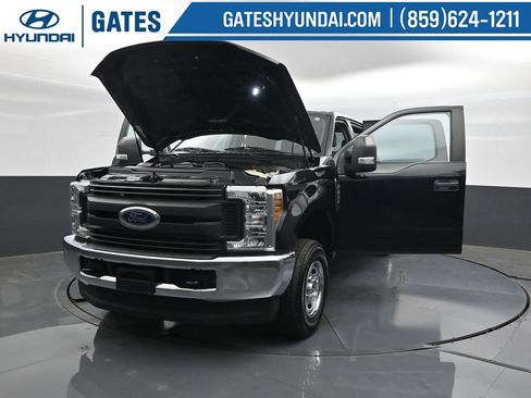 Used 2019 Ford F350 XL w/ Power Equipment Group AWD/4WD image 53