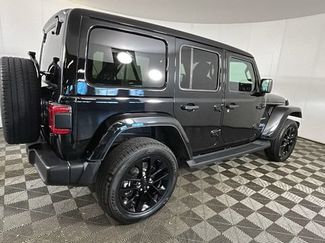 Used 2023 Jeep Wrangler Unlimited Sahara w/ Cold Weather Group AWD/4WD video 2