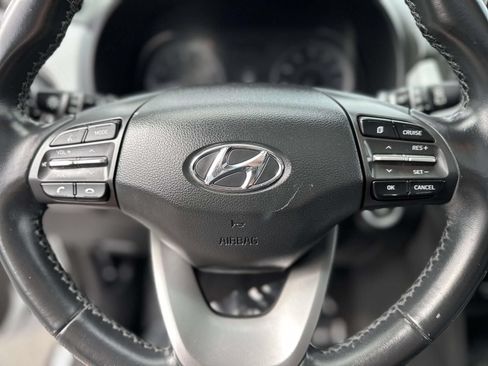 Used 2020 Hyundai Kona Limited AWD/4WD image 14