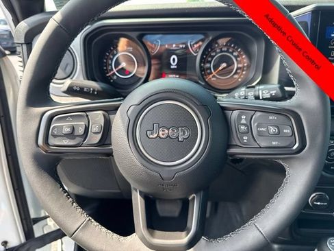 Used 2025 Jeep Wrangler Sport S AWD/4WD image 6
