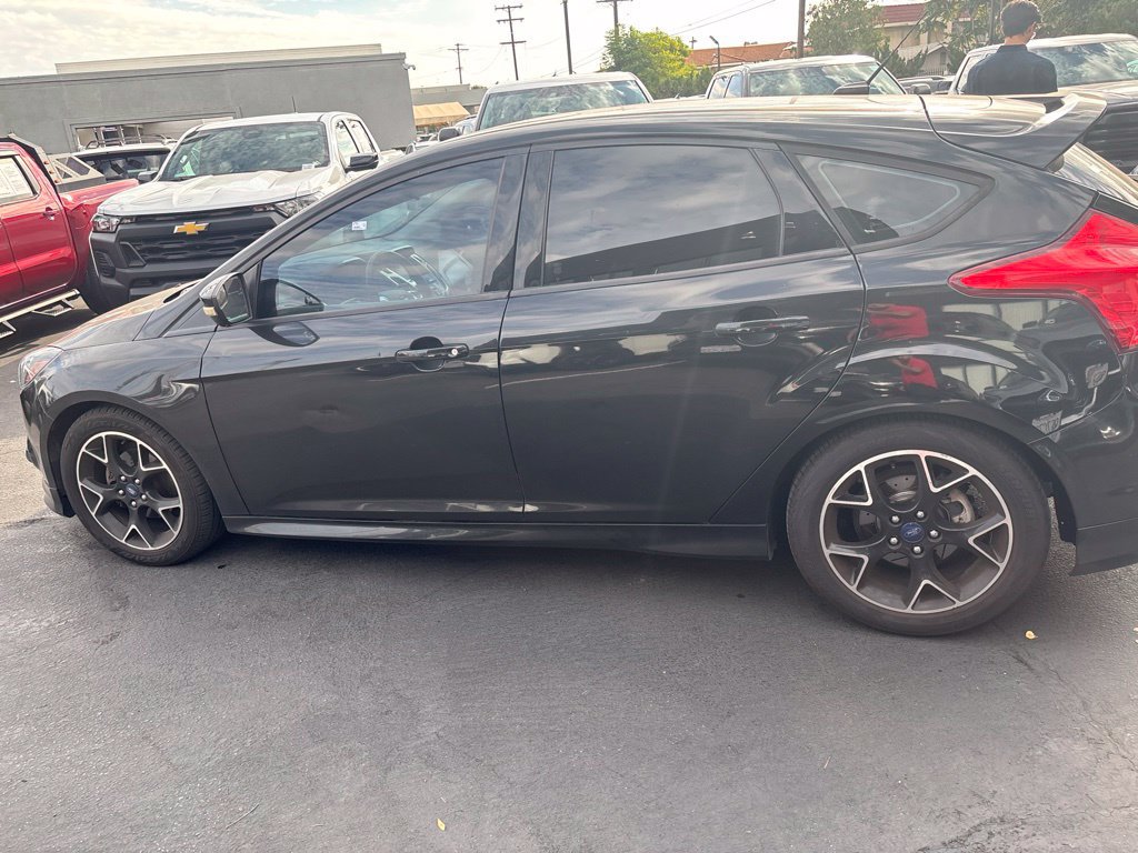 Used 2014 Ford Focus SE w/ Equipment Group 201A FWD image 7