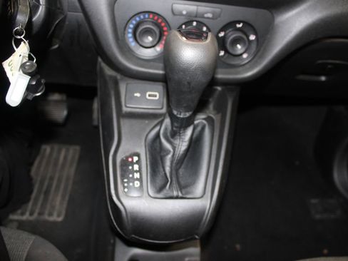 Used 2022 RAM ProMaster City Base image 40