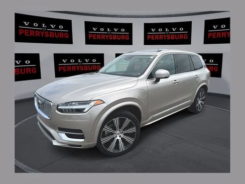Used 2024 Volvo XC90 T8 Plus w/ Protection Package Premier AWD/4WD image 1