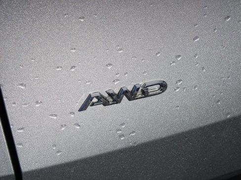 Used 2024 Toyota Grand Highlander XLE image 29