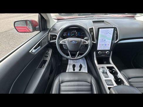 Certified 2023 Ford Edge SEL w/ Convenience Package AWD/4WD image 13