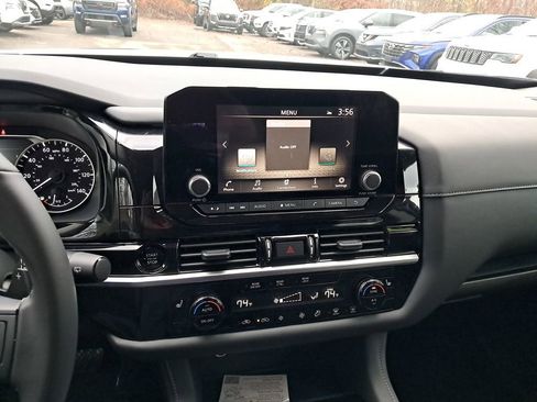 New 2025 Nissan Pathfinder SV w/ SV Premium Package image 18