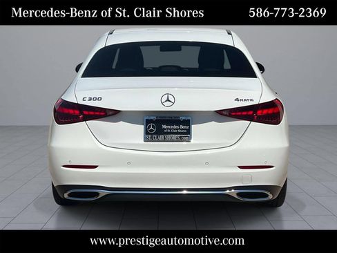 Used 2024 Mercedes-Benz C 300 4MATIC Sedan image 5