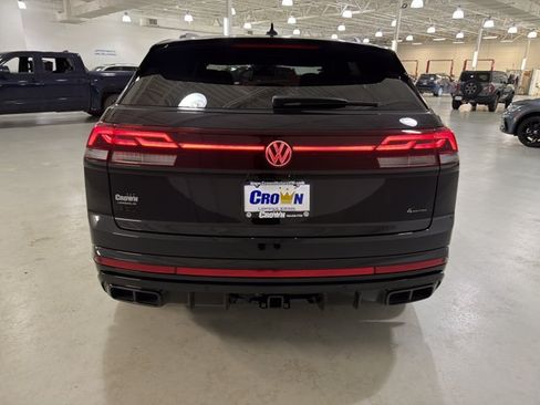 New 2026 Volkswagen Atlas Cross Sport SEL R-Line AWD/4WD image 7