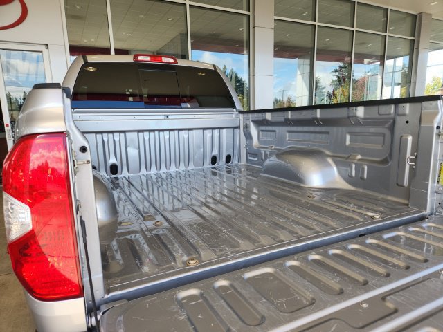 Used 2016 Toyota Tundra SR5 w/ SR5 Upgrade Package AWD/4WD image 14