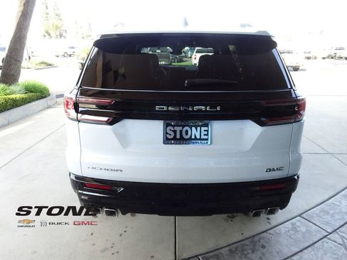 New 2026 GMC Acadia Denali Ultimate image 7