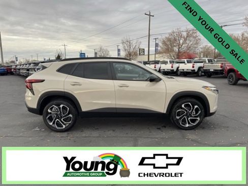 New 2026 Chevrolet Trax RS w/ Driver Confidence Package image 8