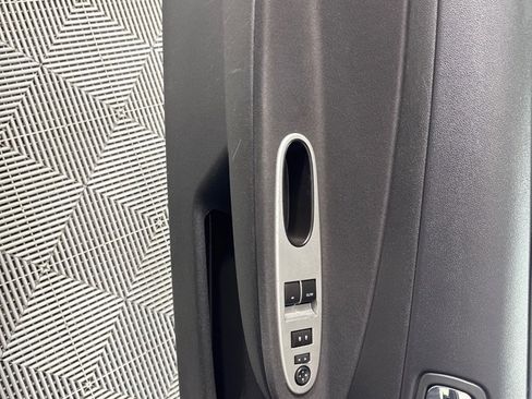 Used 2007 Chevrolet Cobalt LT image 12