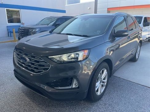 Used 2019 Ford Edge SEL w/ Equipment Group 201A image 2
