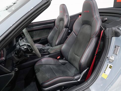 Used 2024 Porsche 911 Carrera GTS image 10