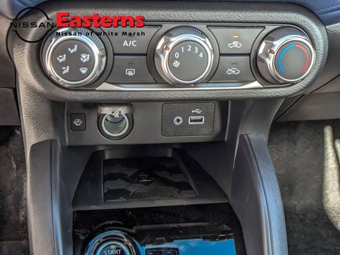 New 2025 Nissan Versa SV w/ Trunk Package image 21