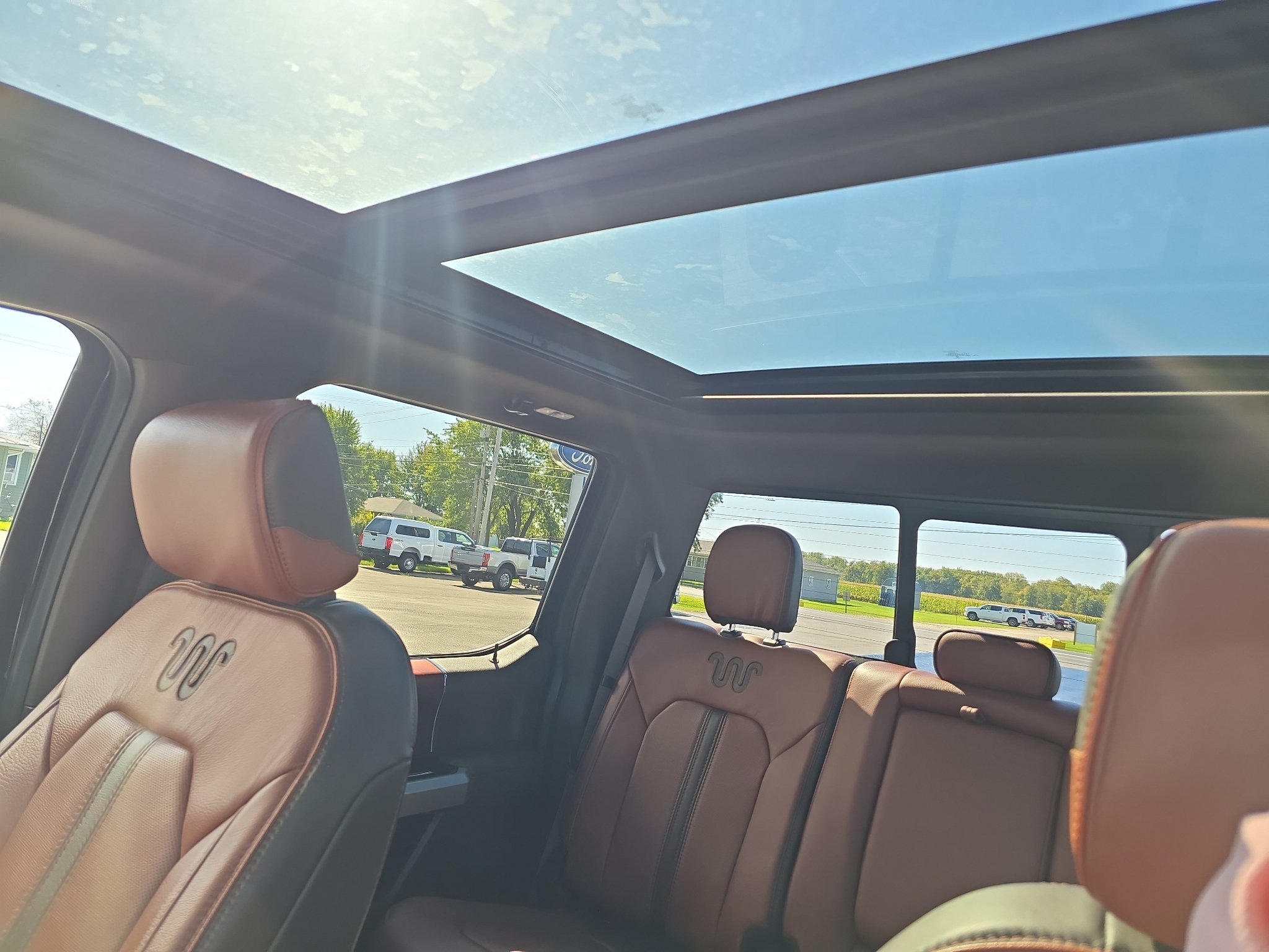 Used 2022 Ford F350 King Ranch w/ King Ranch Ultimate Package AWD/4WD image 38