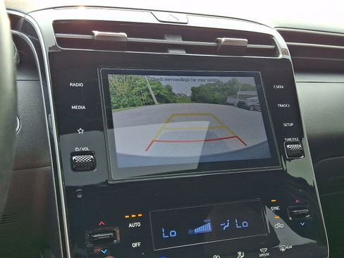 Used 2022 Hyundai Santa Cruz SEL Premium AWD/4WD image 19