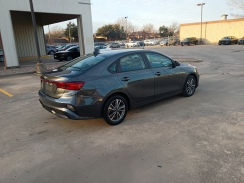 Used 2024 Kia Forte LXS image 5