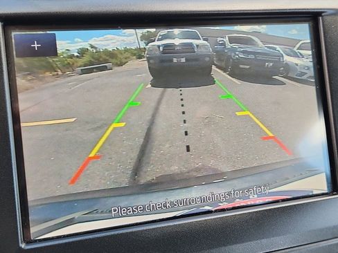 Used 2020 Ford Fusion SE FWD image 18
