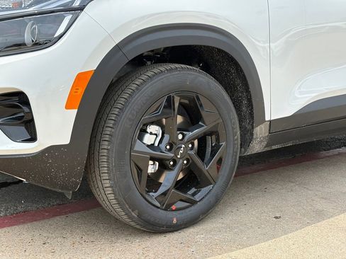 New 2026 Kia Seltos EX FWD image 9