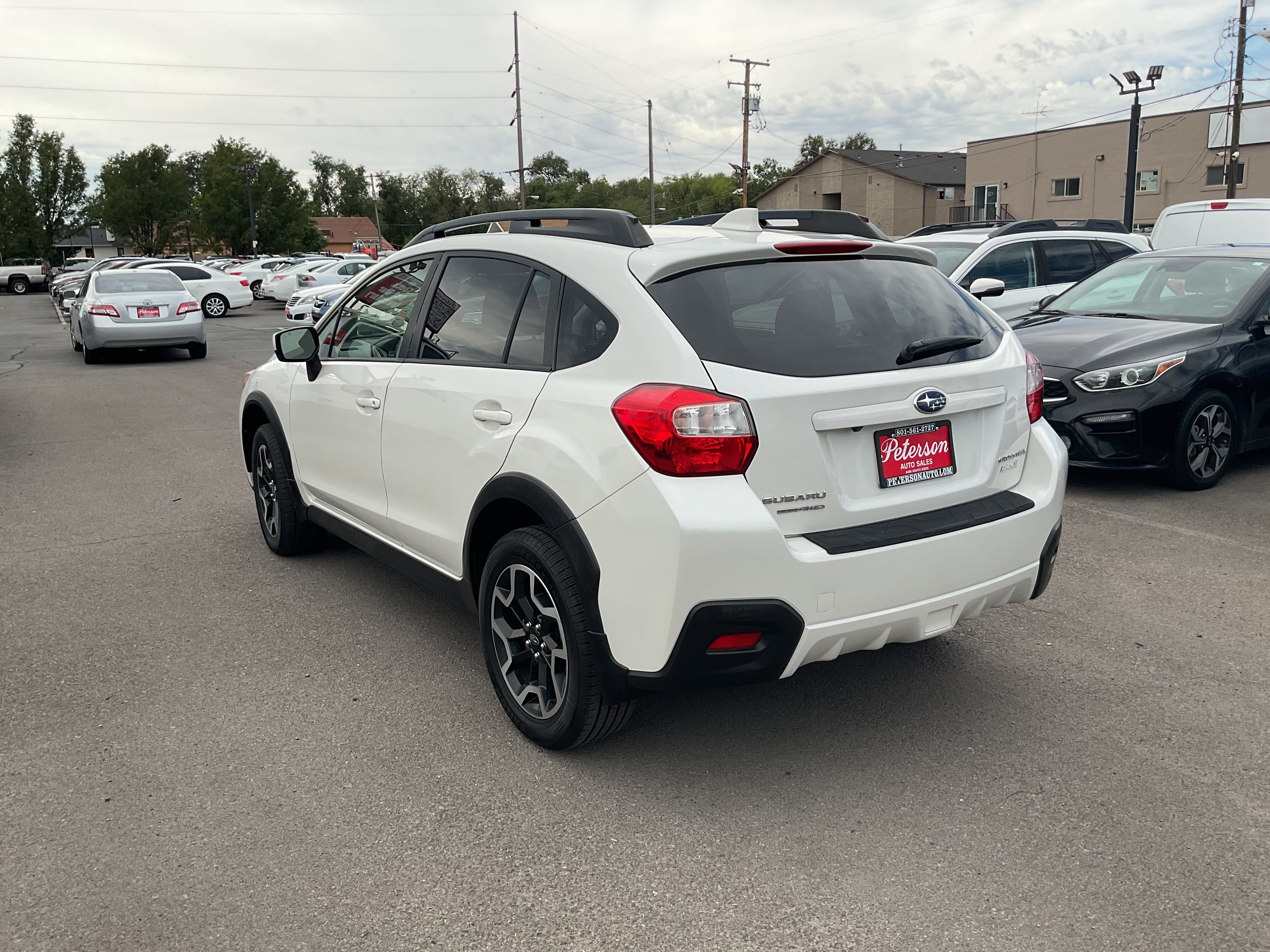 Used 2017 Subaru Crosstrek 2.0i Premium AWD/4WD image 8